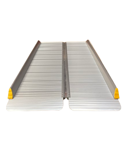 Oprijplaat rolstoel opvouwbaar 150x74cm. 200kg.